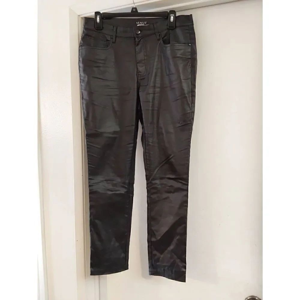 Trendy VENUS Black Vegan Leather Skinny Leg Pants/Jeans Sz 10